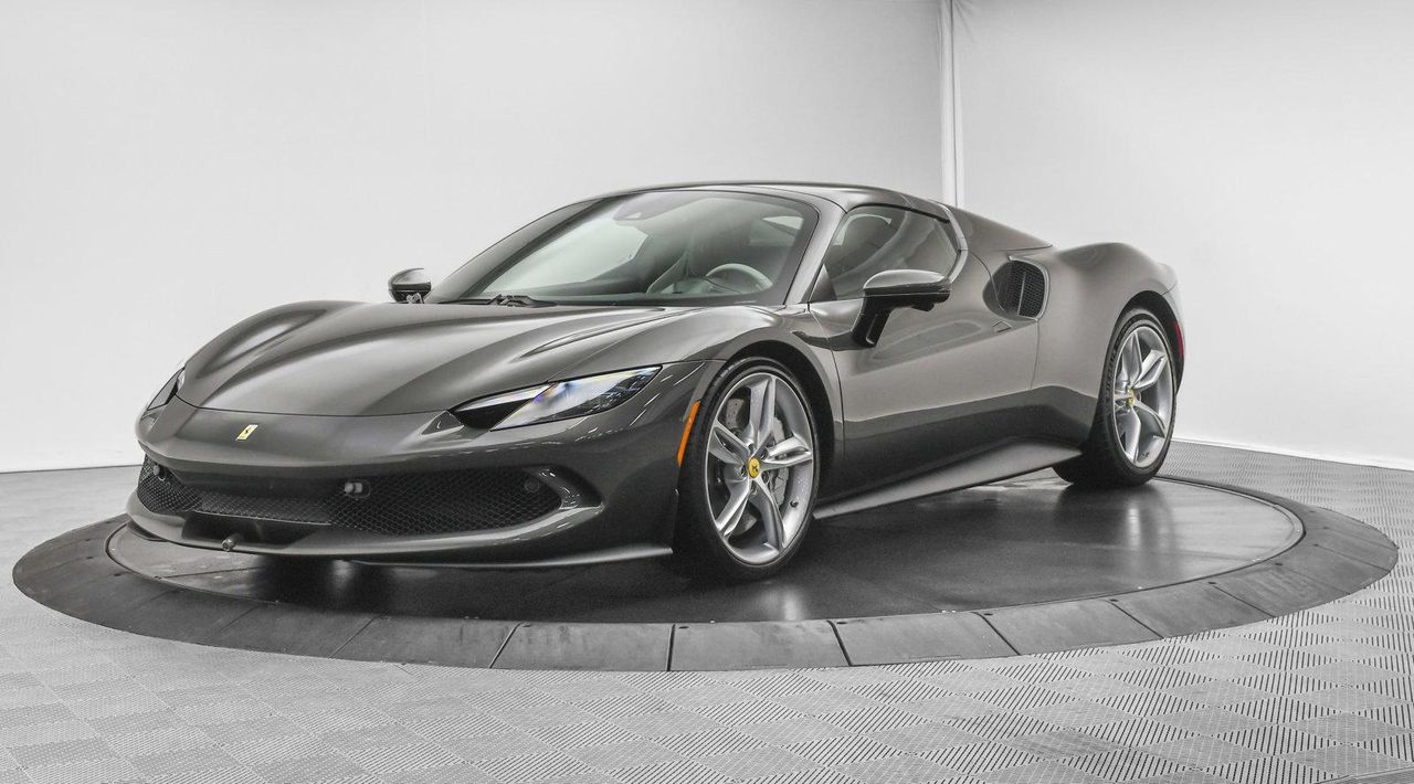 2024 Ferrari 296 GTS
