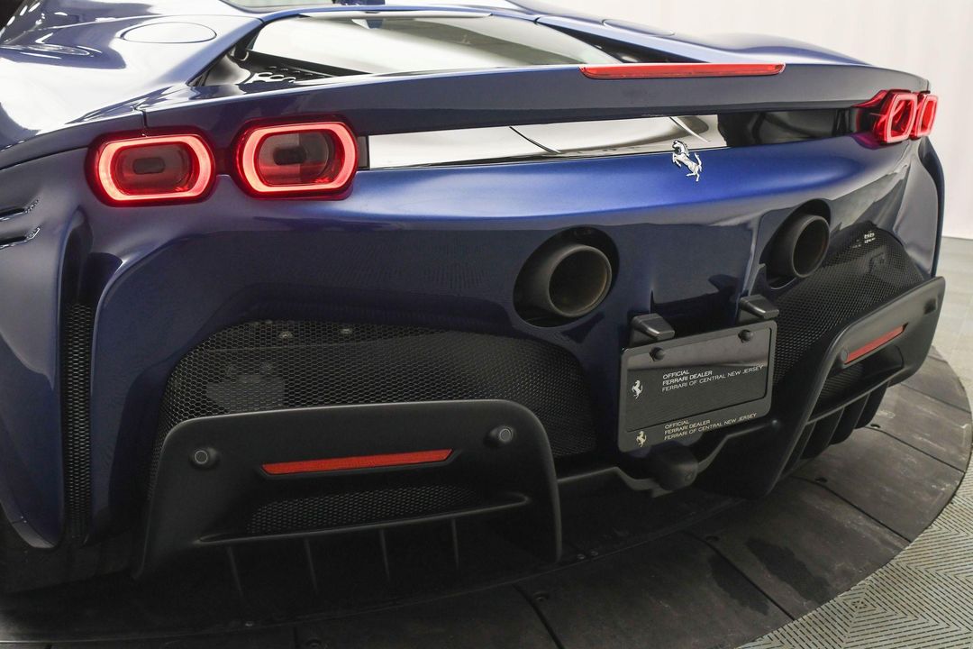 2023 Ferrari SF90 Spider