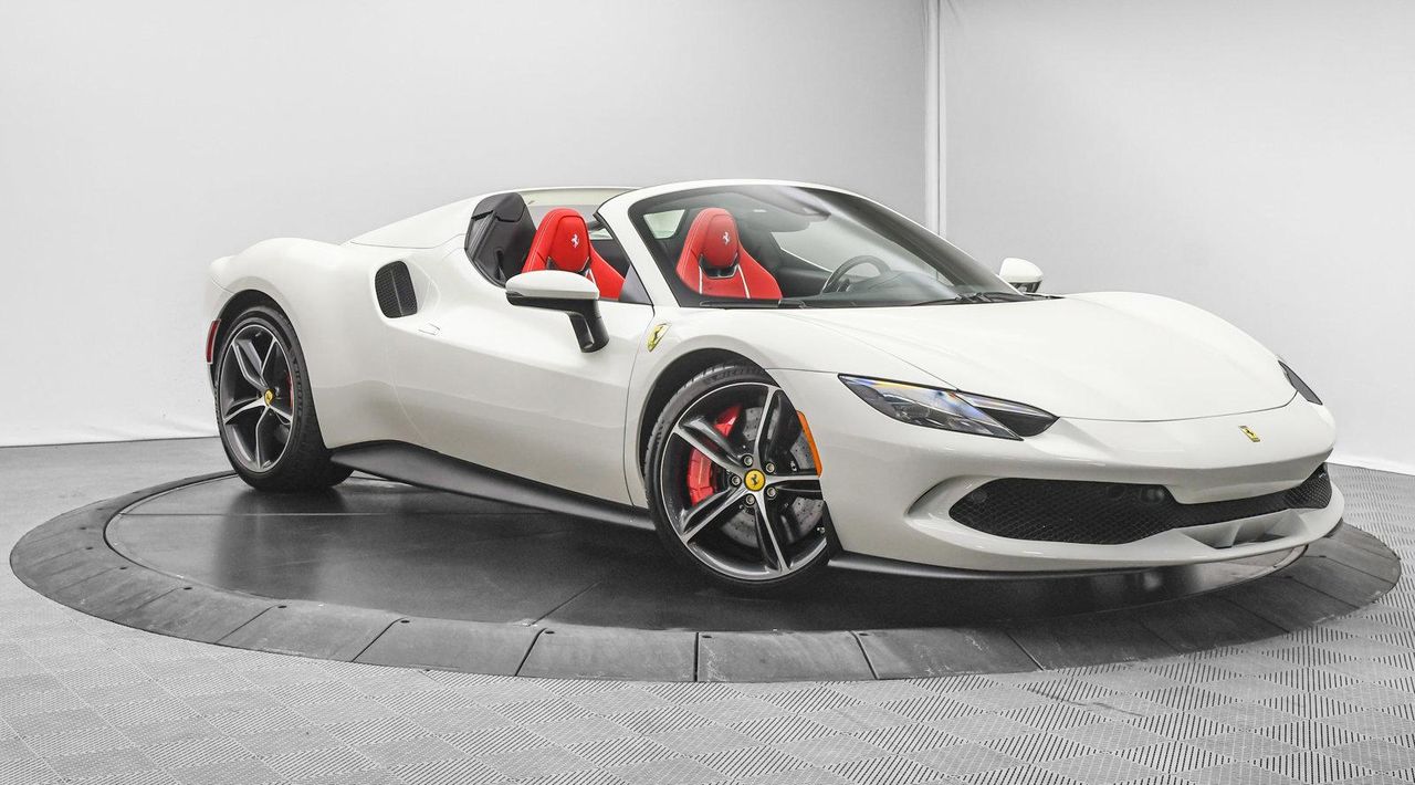 2024 Ferrari 296 GTS