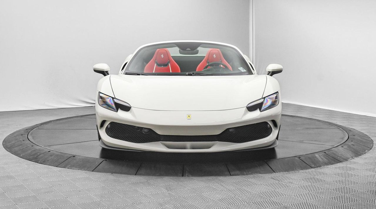 2024 Ferrari 296 GTS