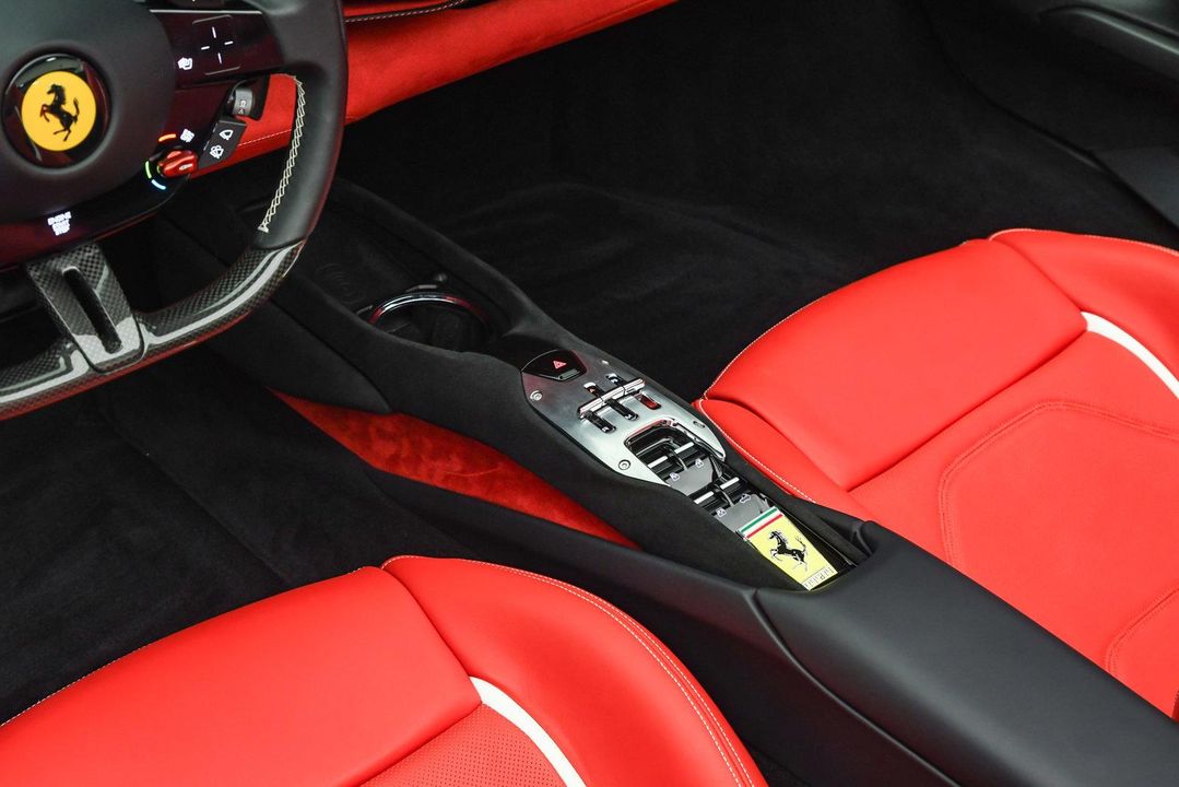 2024 Ferrari 296 GTS