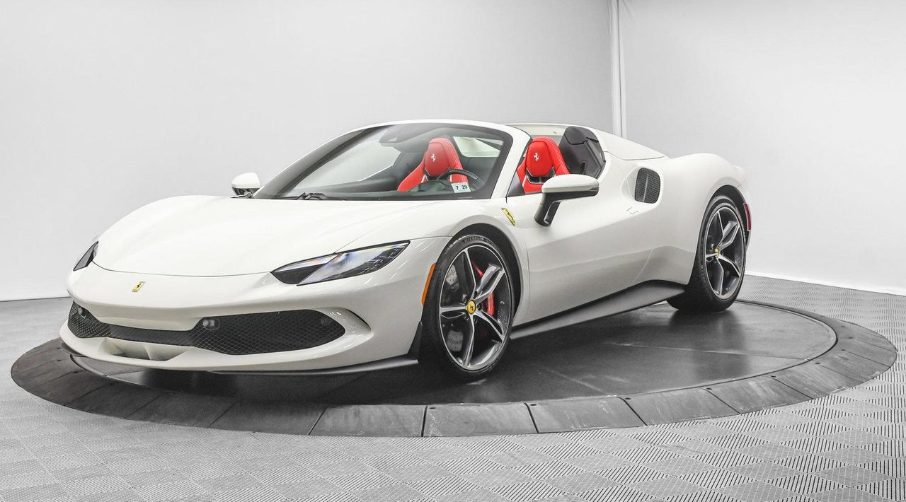 2024 Ferrari 296 GTS