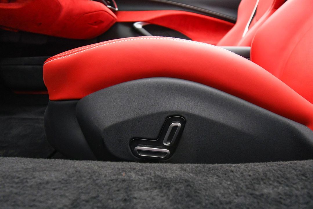 2024 Ferrari 296 GTS