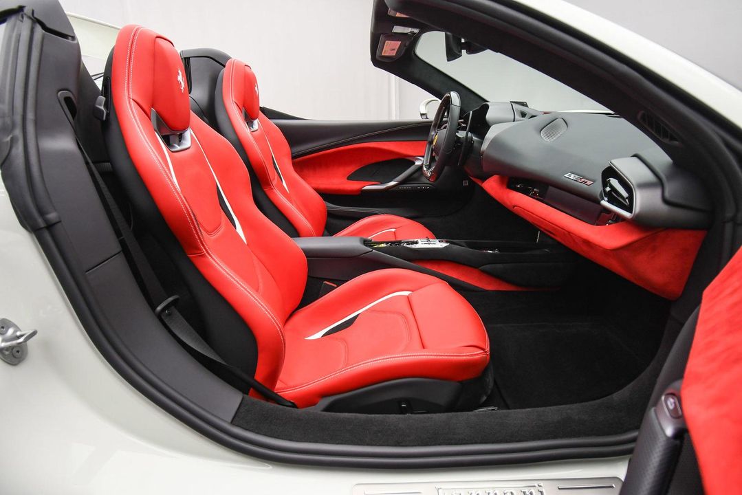 2024 Ferrari 296 GTS