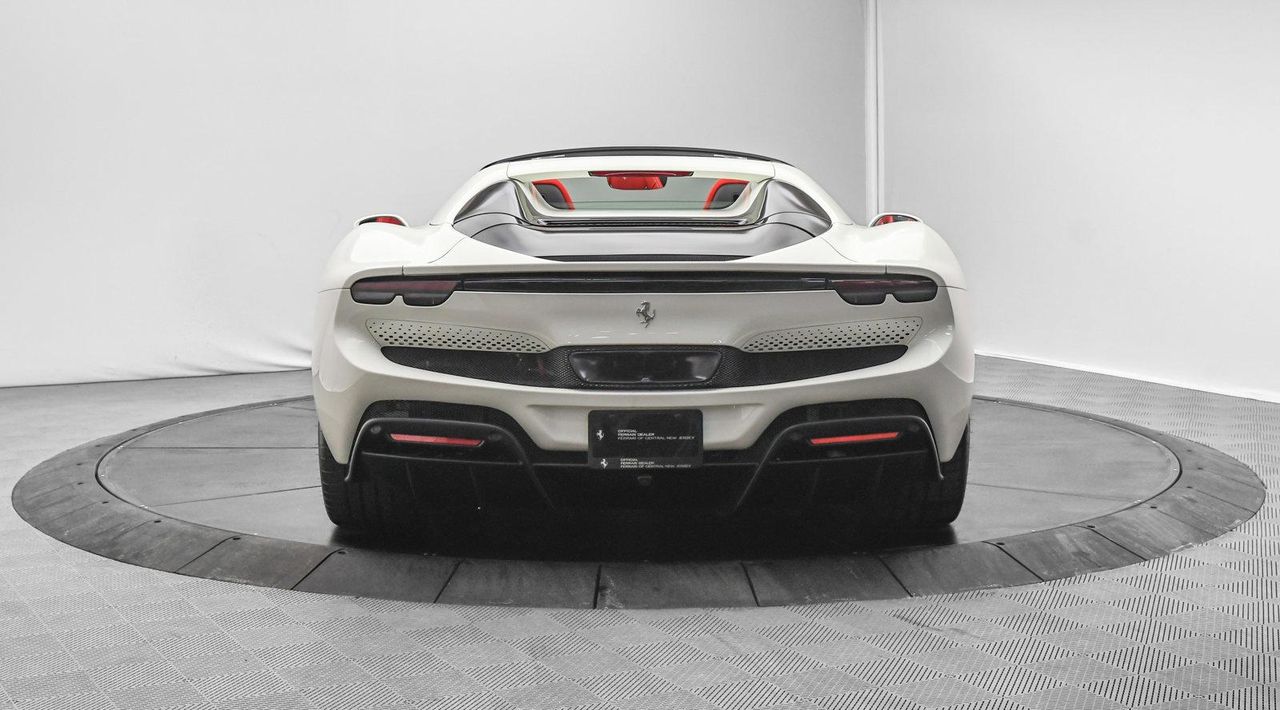 2024 Ferrari 296 GTS
