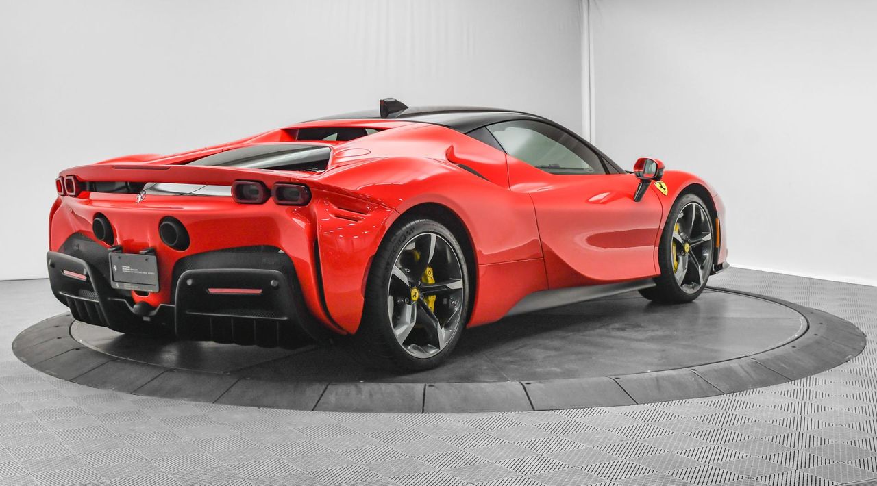 2023 Ferrari SF90 Stradale