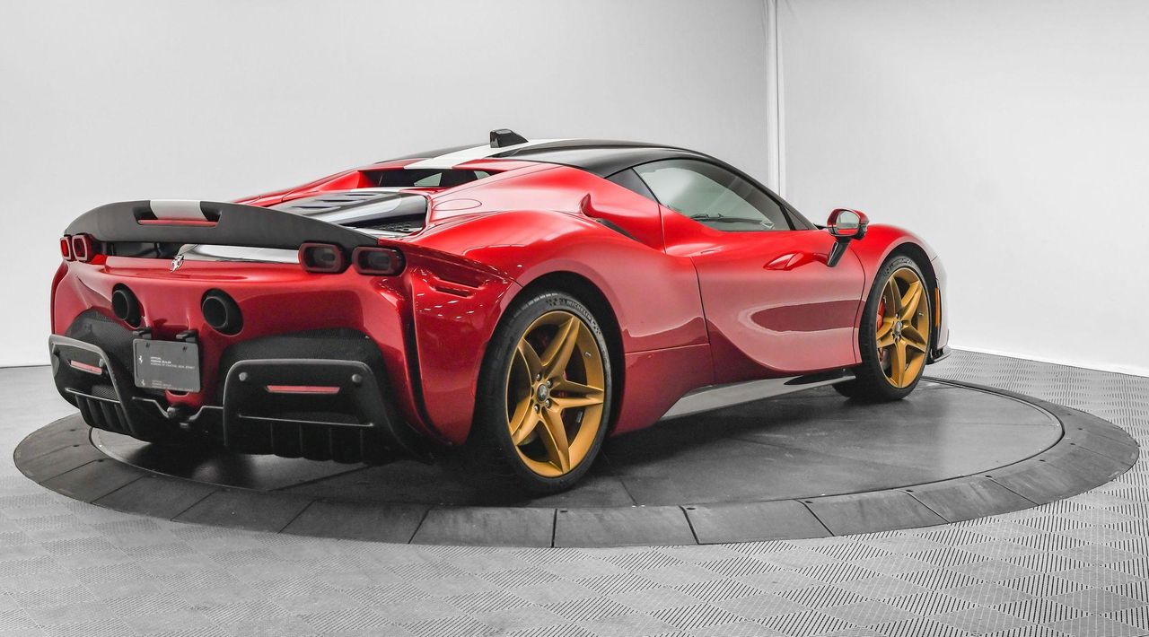 2023 Ferrari SF90 Stradale