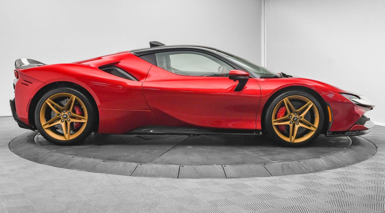 2023 Ferrari SF90 Stradale