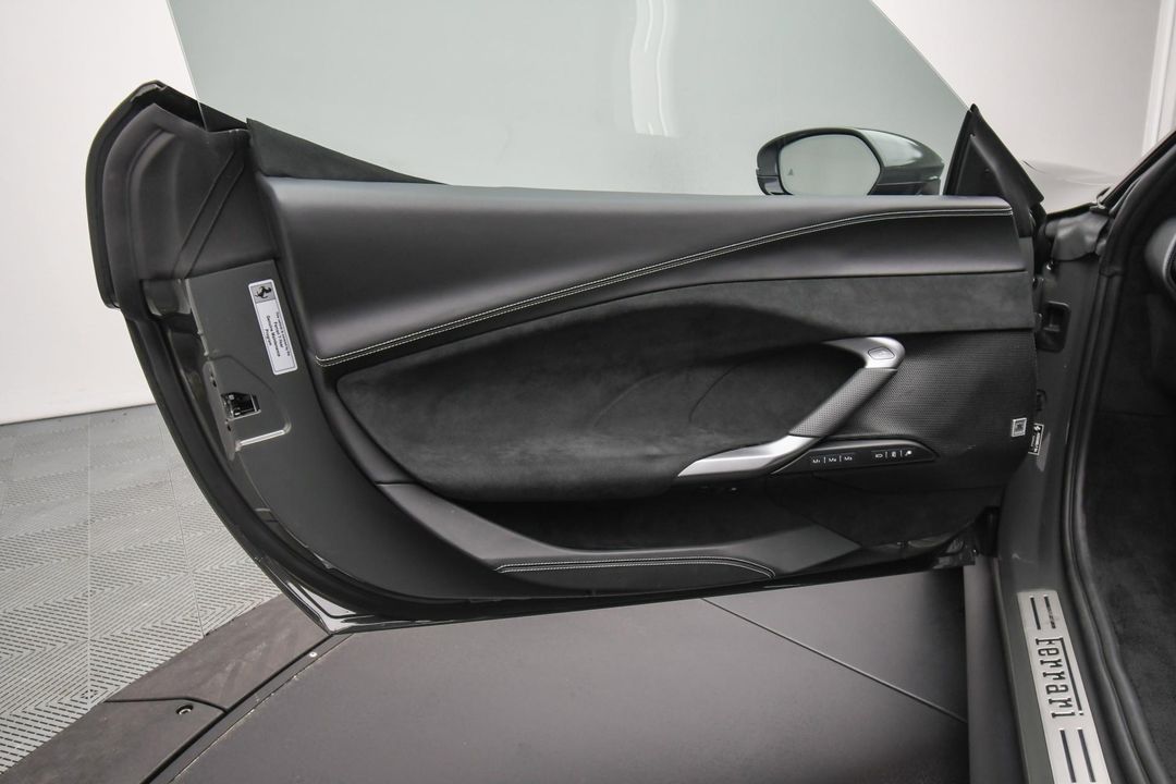 2023 Ferrari 296 GTB