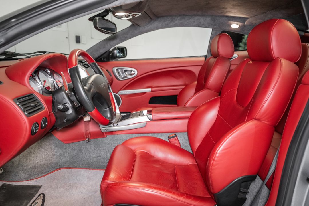 2002 Aston Martin Vanquish