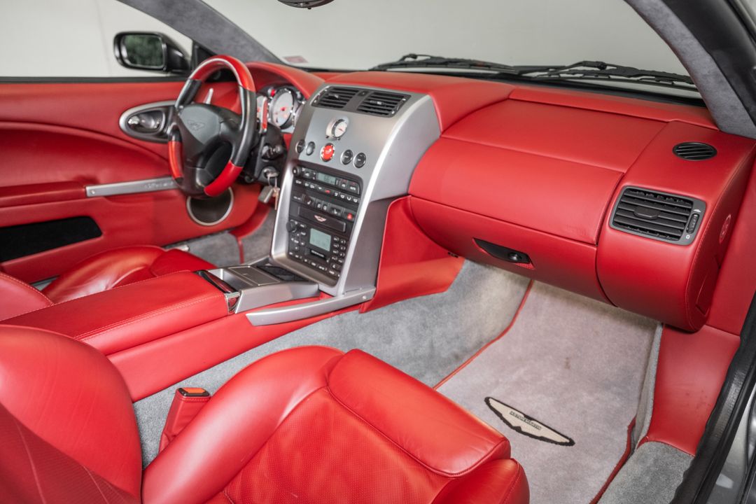 2002 Aston Martin Vanquish
