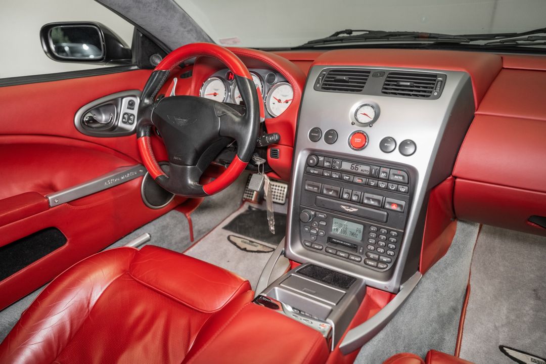 2002 Aston Martin Vanquish