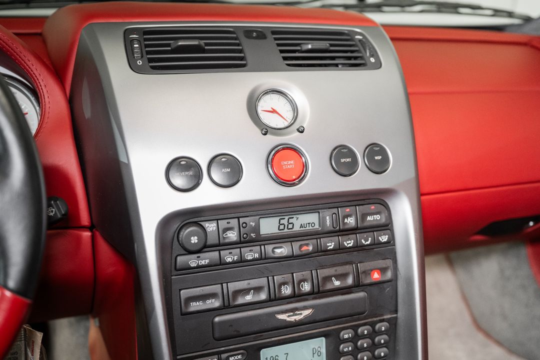 2002 Aston Martin Vanquish