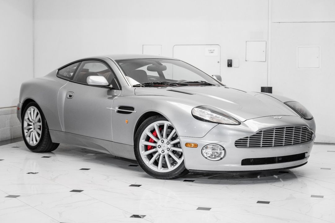 2002 Aston Martin Vanquish