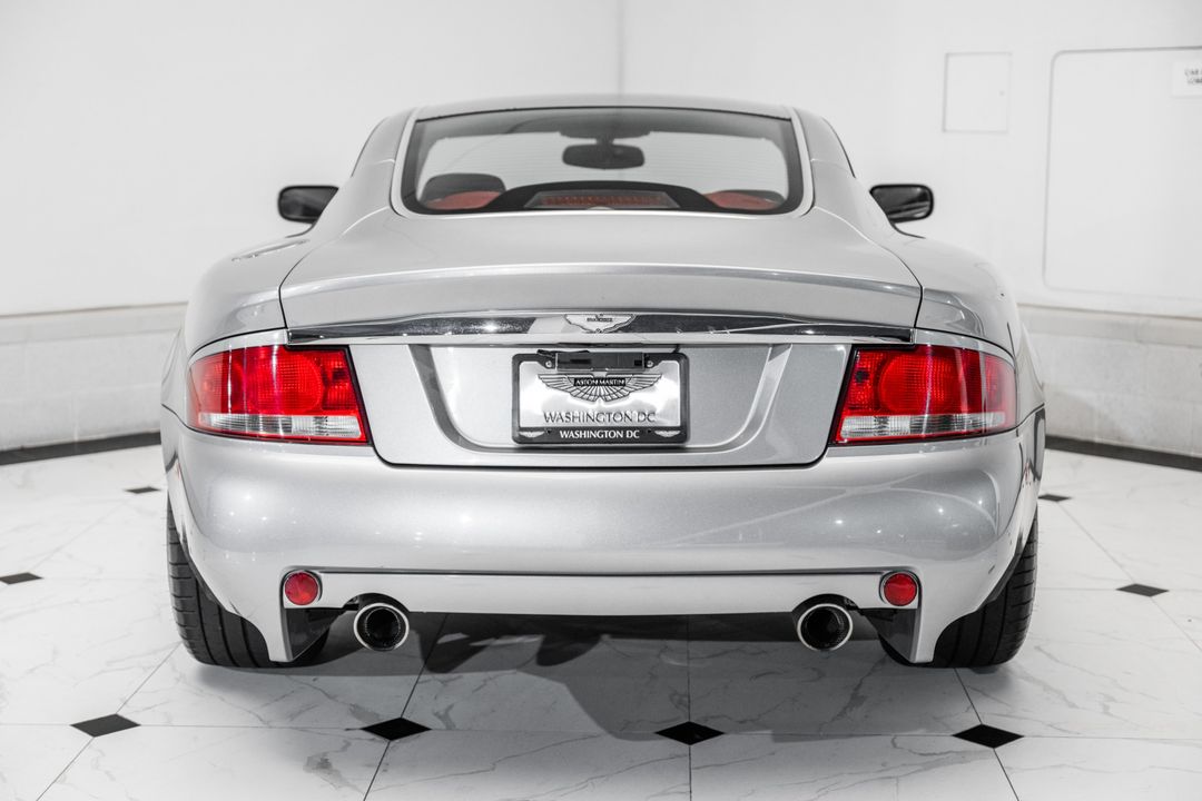 2002 Aston Martin Vanquish