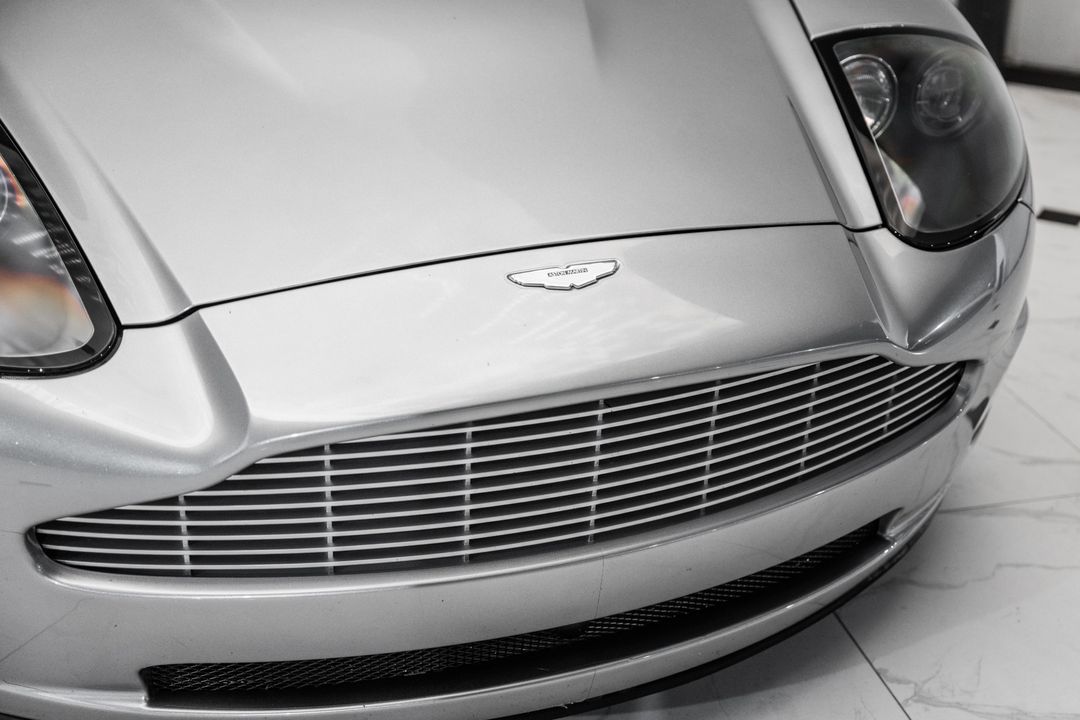 2002 Aston Martin Vanquish