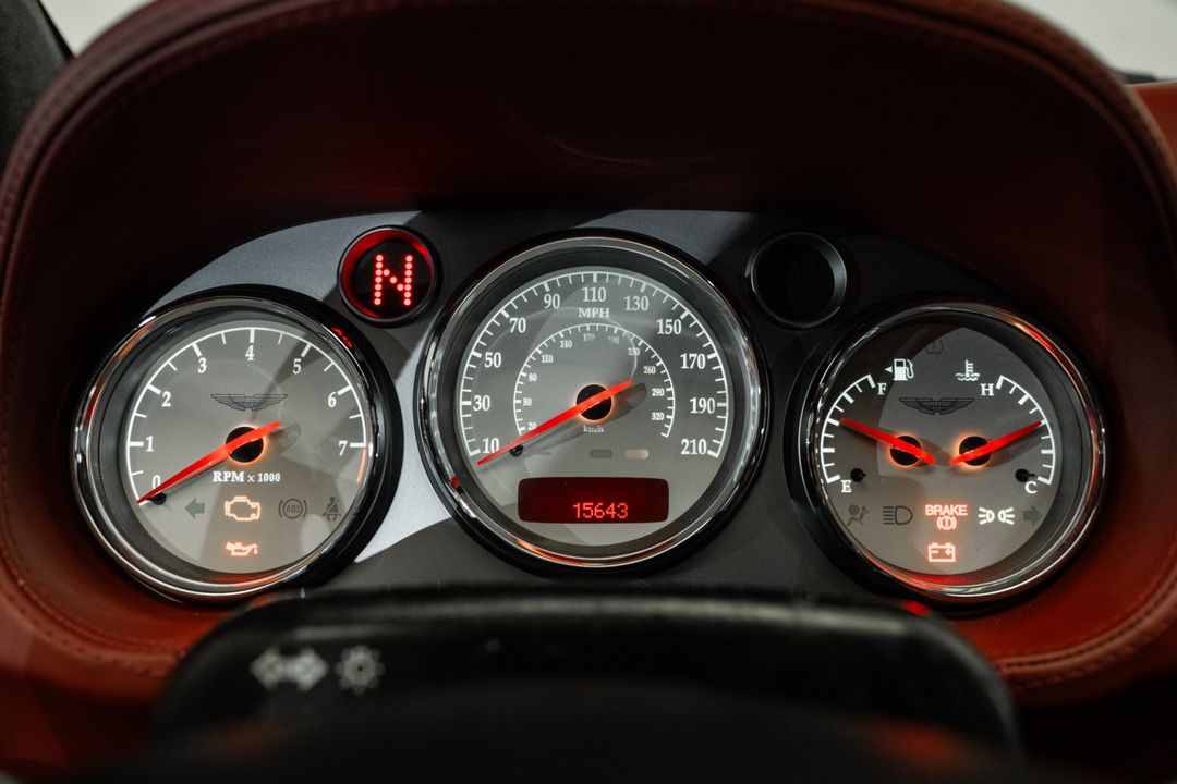 2002 Aston Martin Vanquish