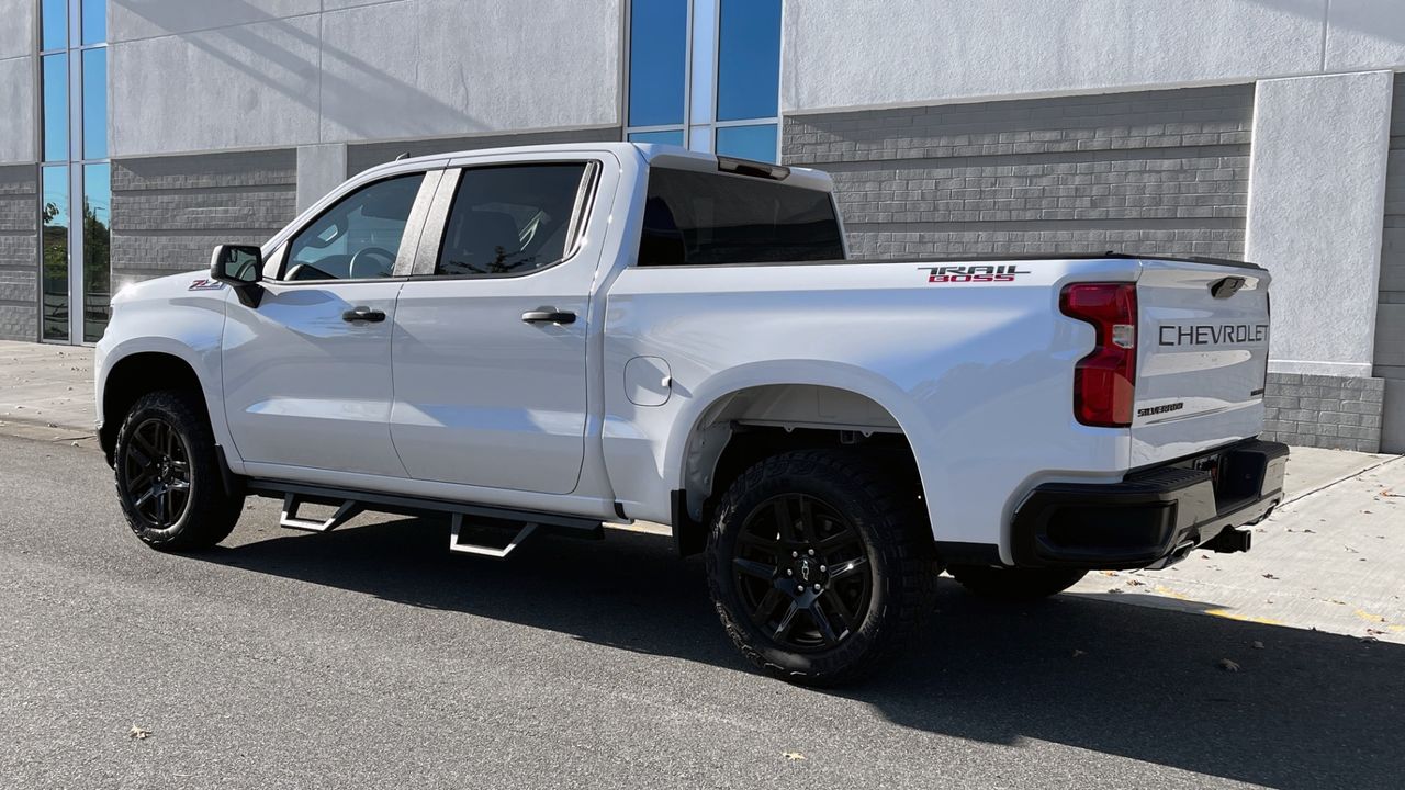 2021 Chevrolet Silverado 1500 Custom Trail Boss