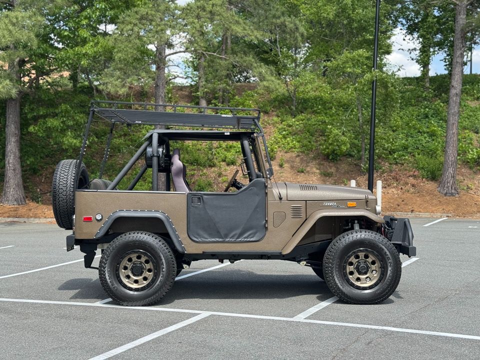 1974 Toyota FJ40