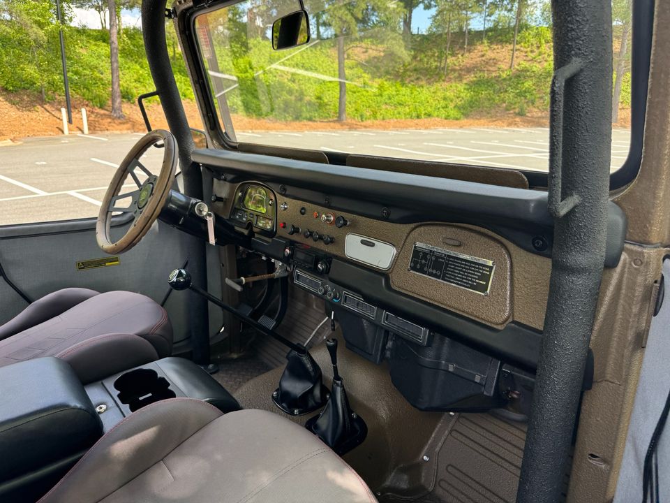 1974 Toyota FJ40
