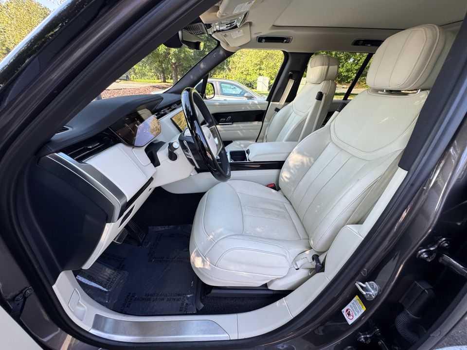 2023 Land Rover Range Rover P400 SE SWB
