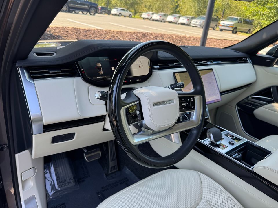 2023 Land Rover Range Rover P400 SE SWB