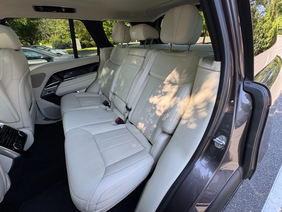 2023 Land Rover Range Rover P400 SE SWB