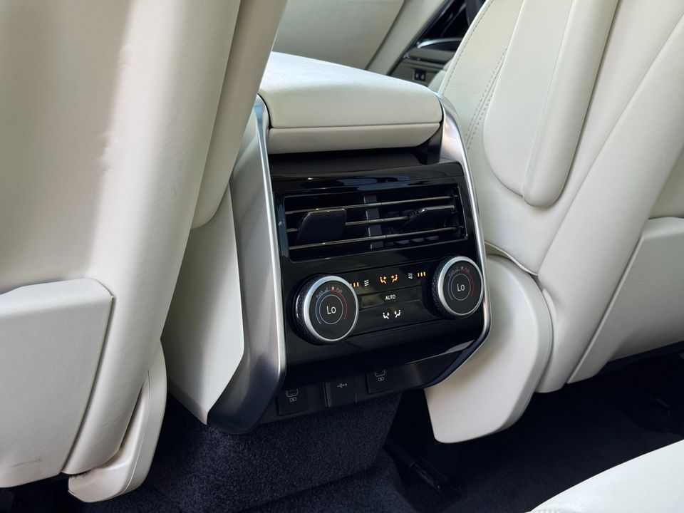 2023 Land Rover Range Rover P400 SE SWB