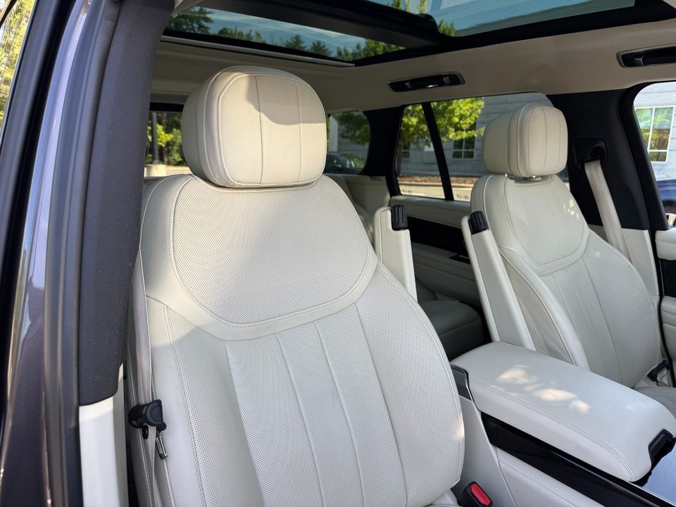 2023 Land Rover Range Rover P400 SE SWB