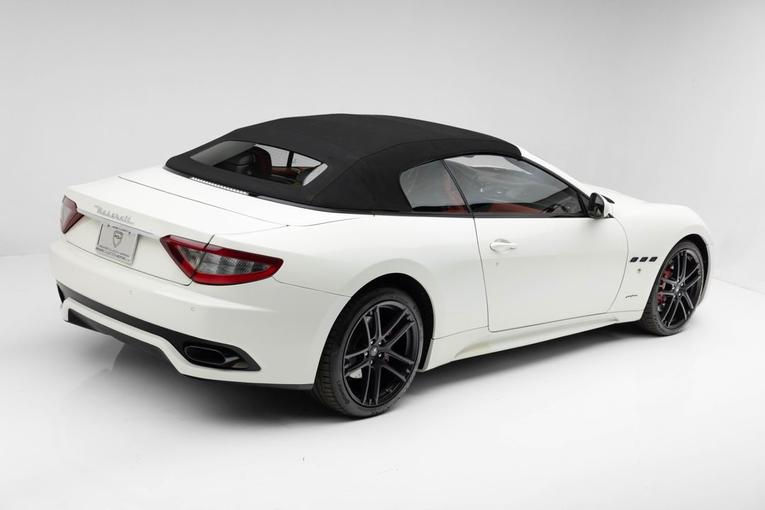2016 Maserati GranTurismo MC