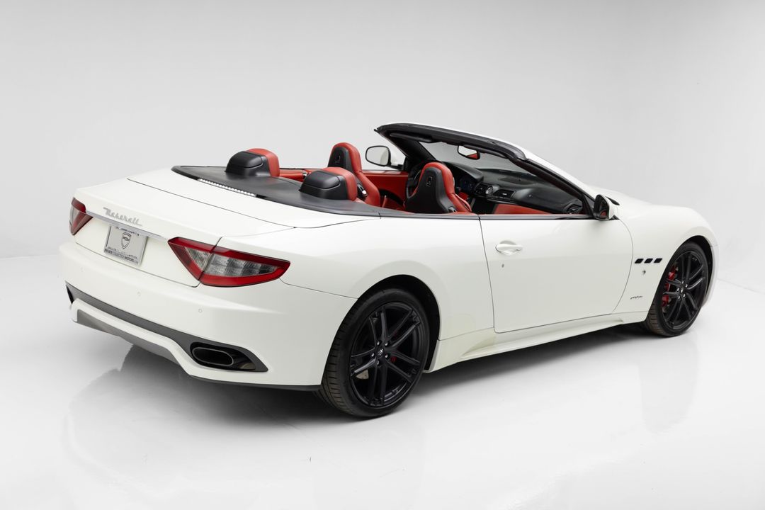 2016 Maserati GranTurismo MC