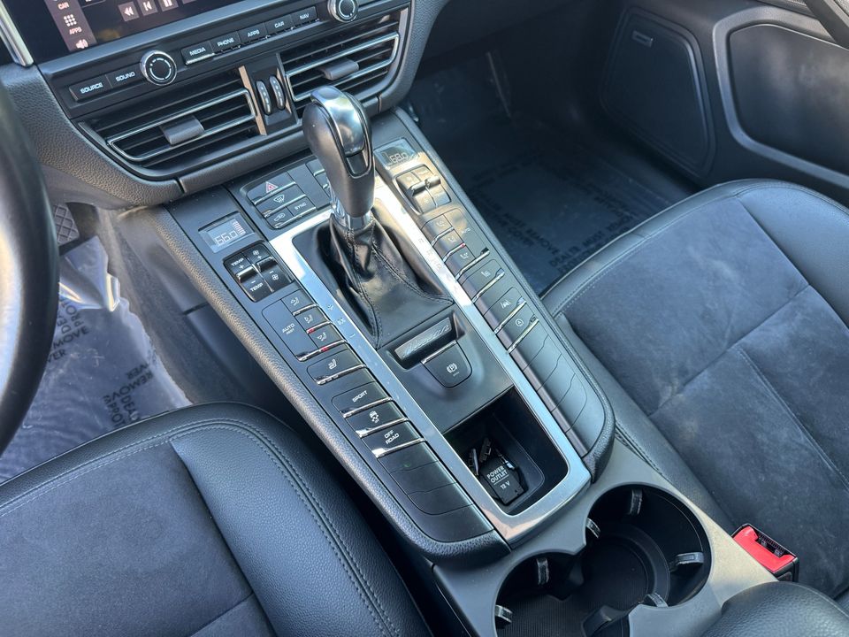 2020 Porsche Macan