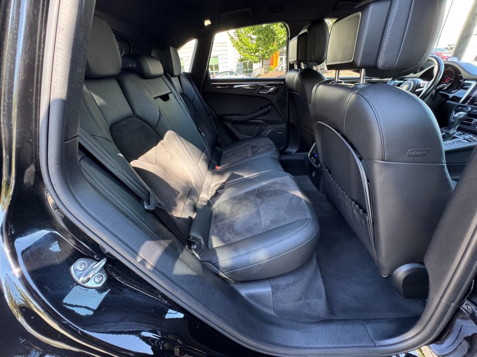 2020 Porsche Macan