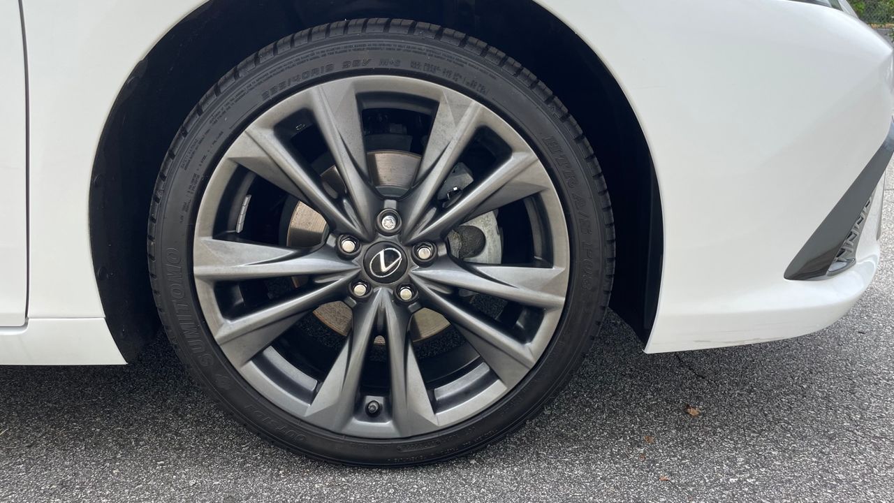 2021 Lexus ES