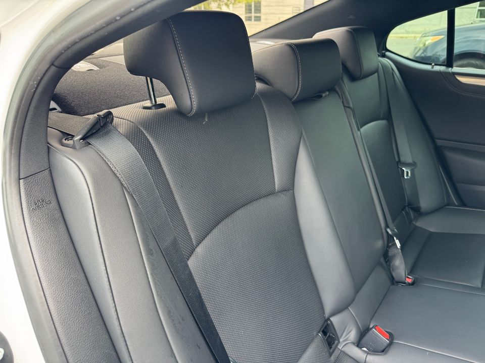 2021 Lexus ES