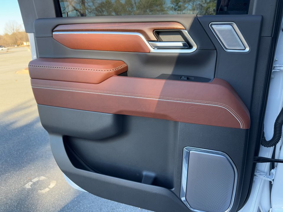 2024 GMC Sierra 3500HD Denali Ultimate