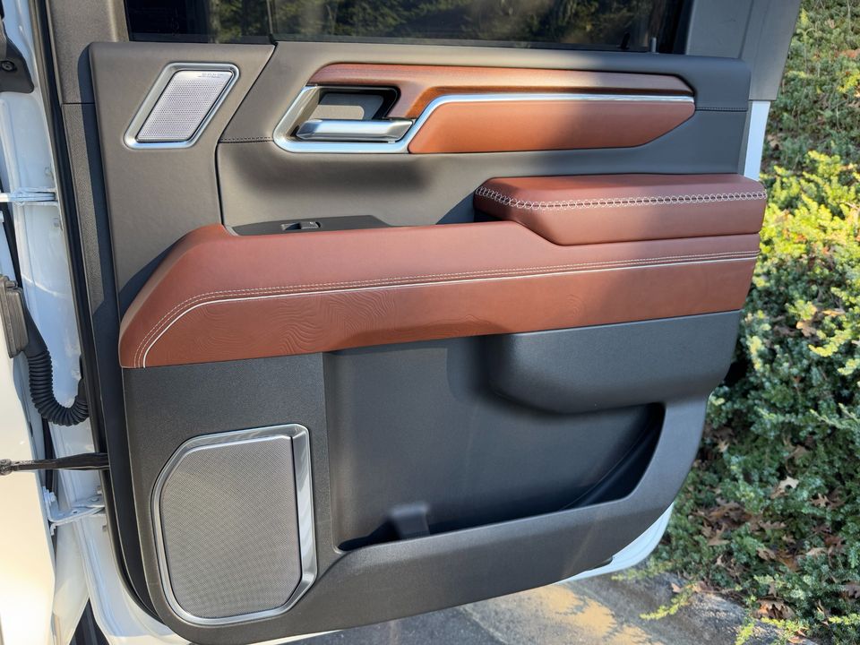 2024 GMC Sierra 3500HD Denali Ultimate