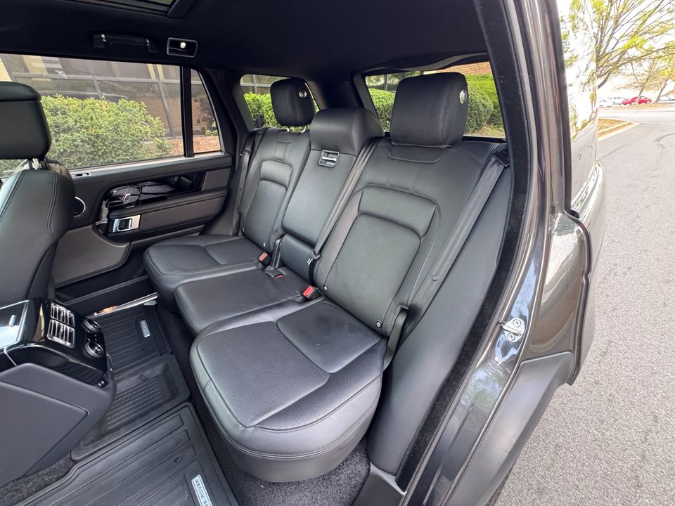 2020 Land Rover Range Rover P525 HSE LWB