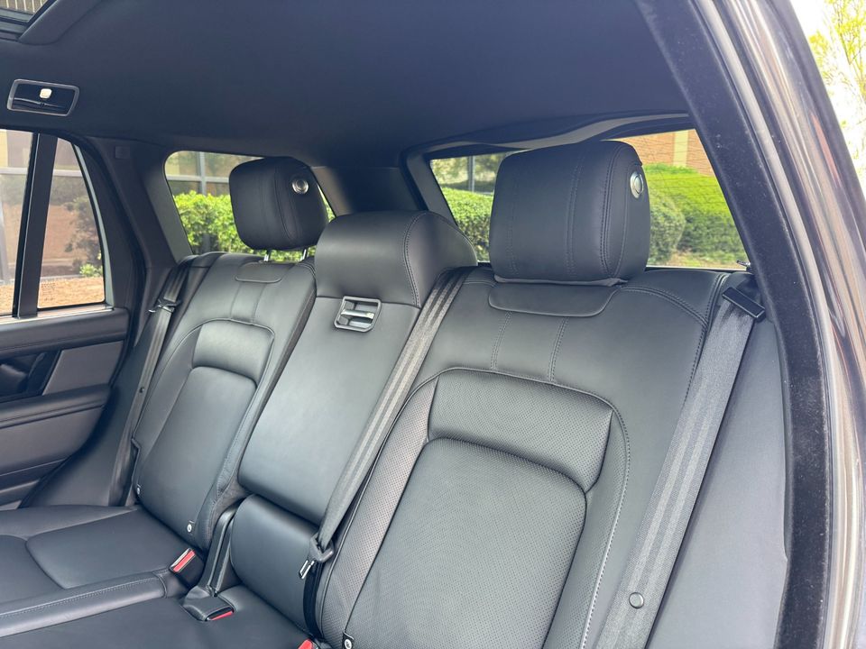2020 Land Rover Range Rover P525 HSE LWB