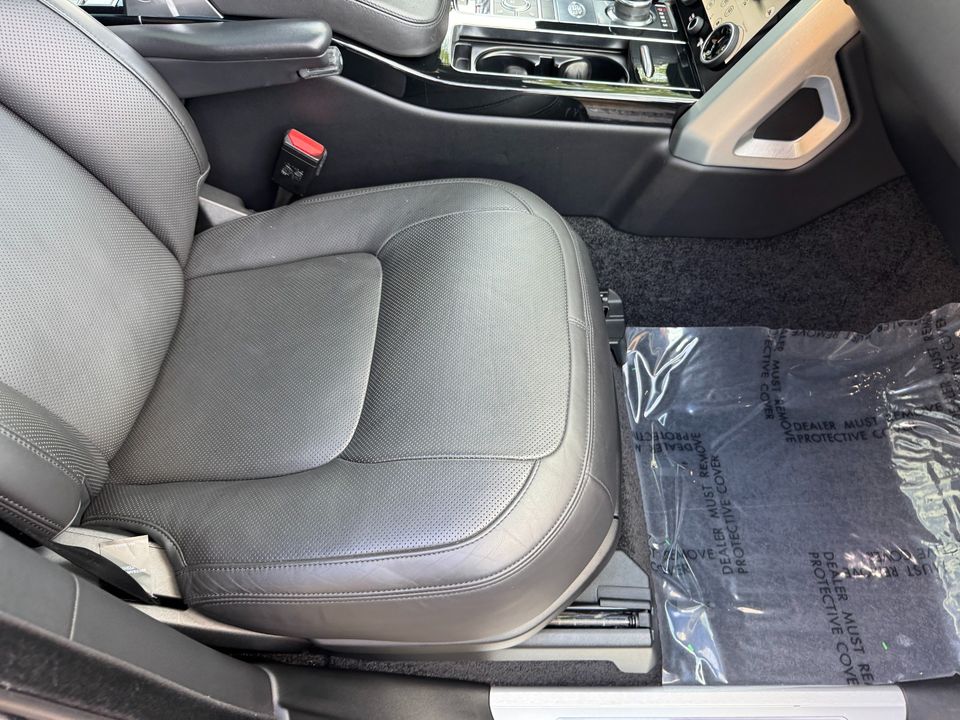 2020 Land Rover Range Rover P525 HSE LWB