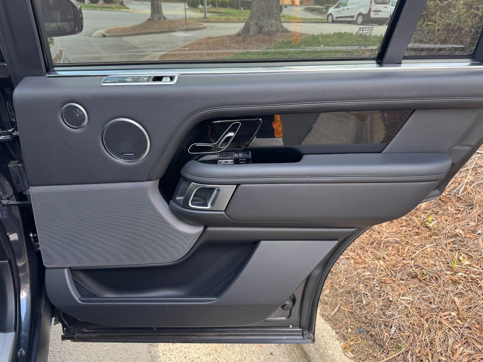 2020 Land Rover Range Rover P525 HSE LWB