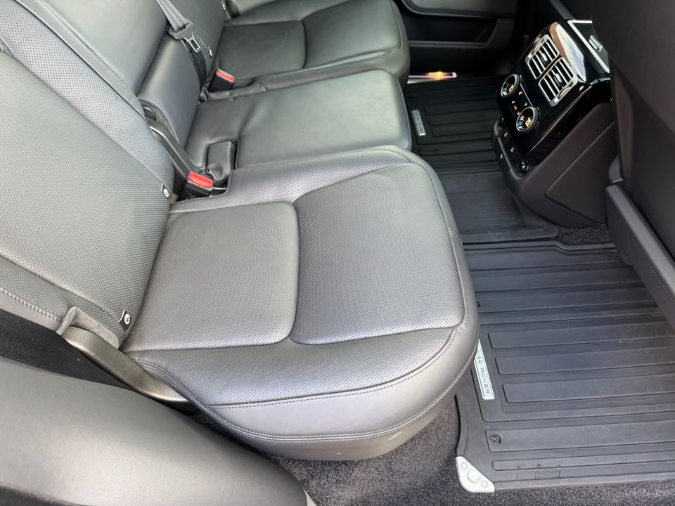 2020 Land Rover Range Rover P525 HSE LWB