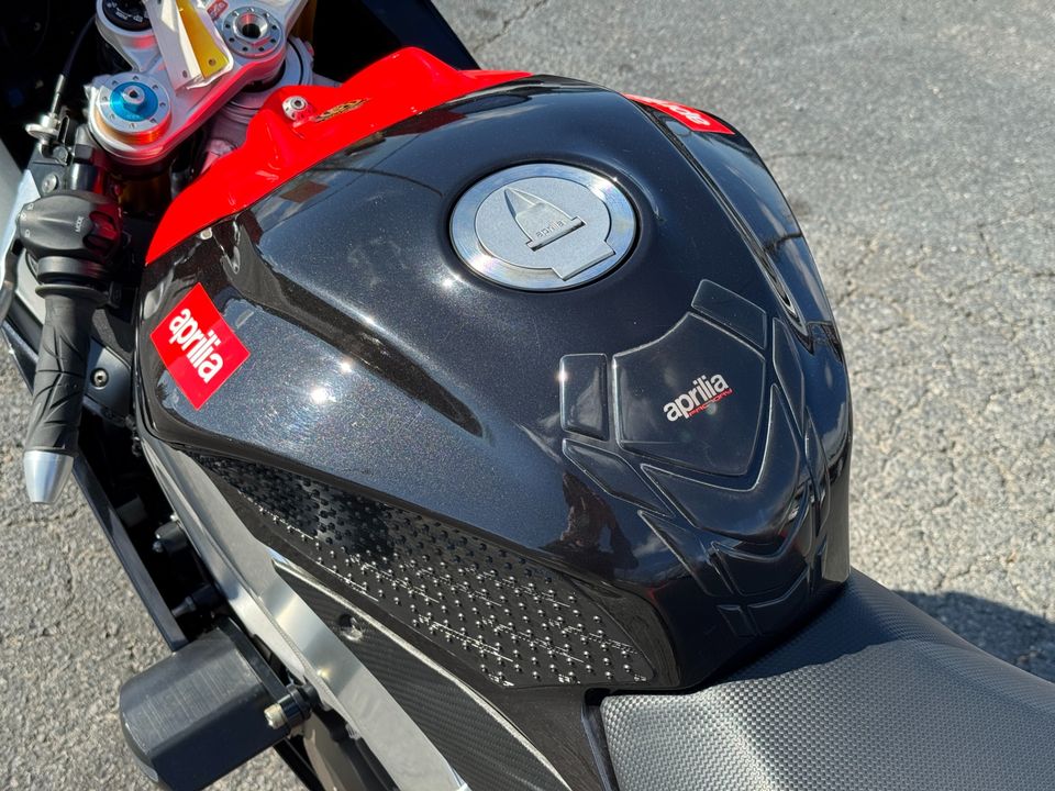 2013 Aprilia RSV4