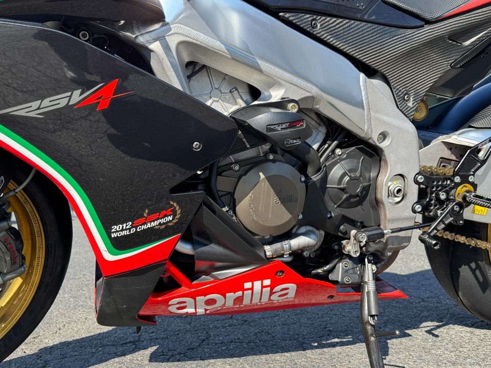2013 Aprilia RSV4