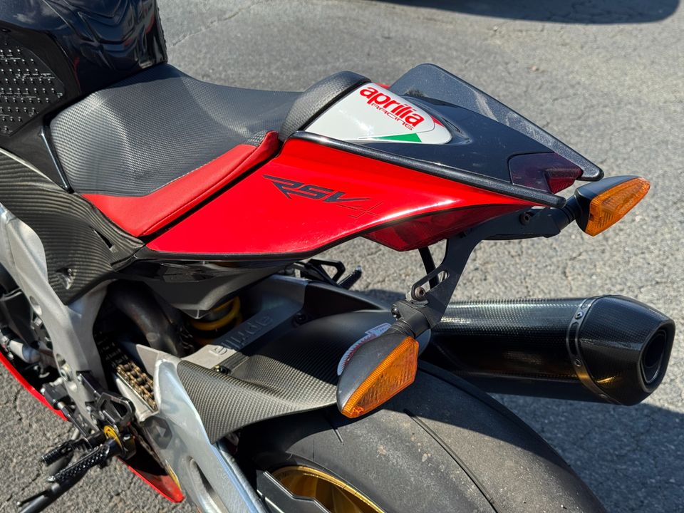 2013 Aprilia RSV4