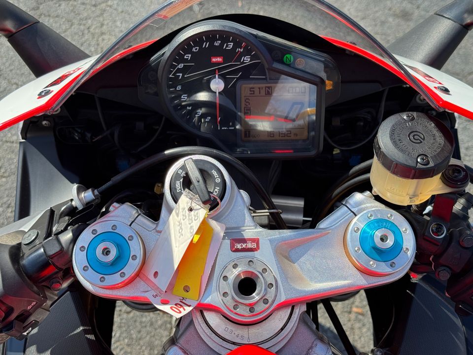2013 Aprilia RSV4