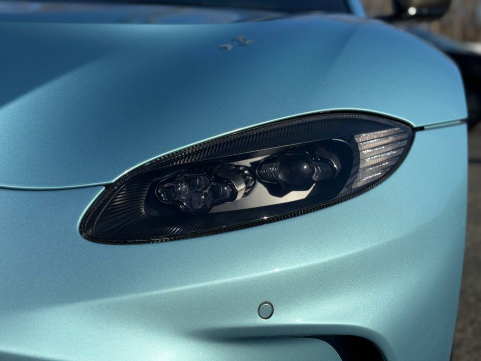 2023 Aston Martin Vantage V12