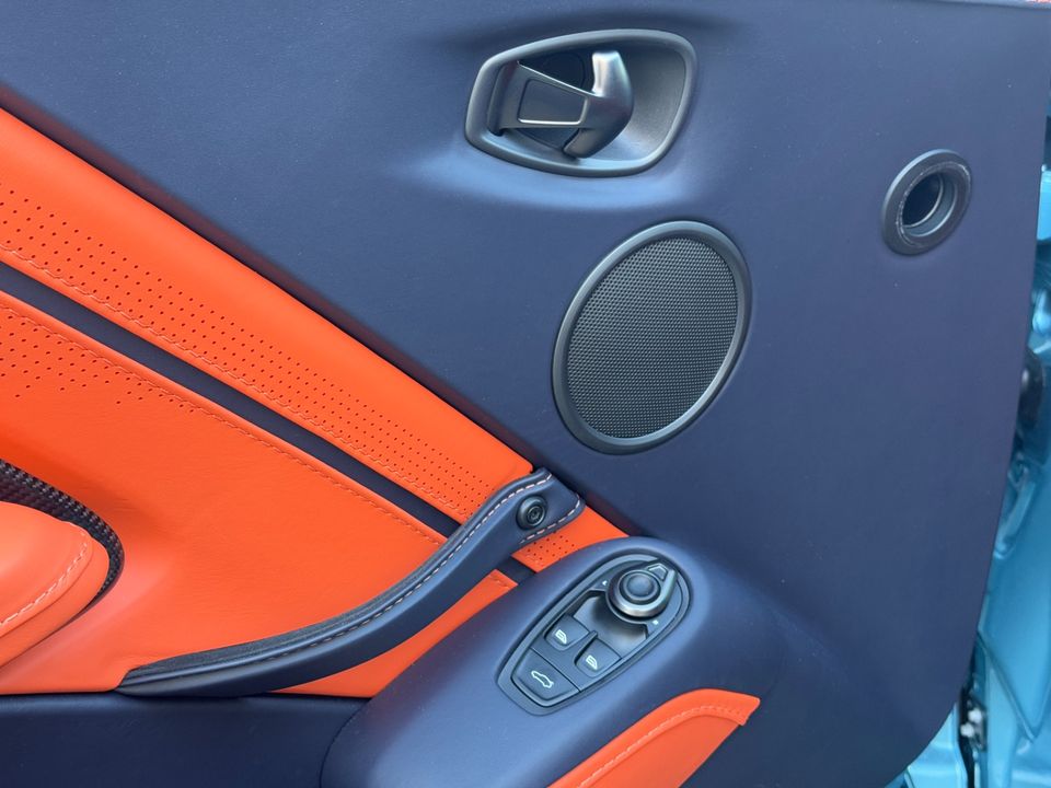 2023 Aston Martin Vantage V12