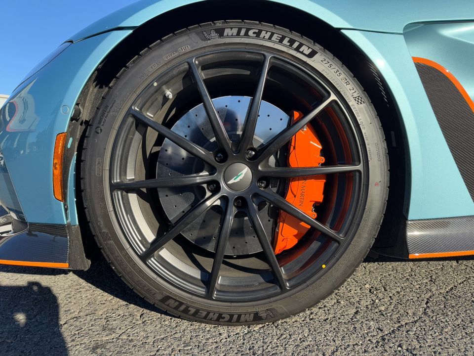 2023 Aston Martin Vantage V12