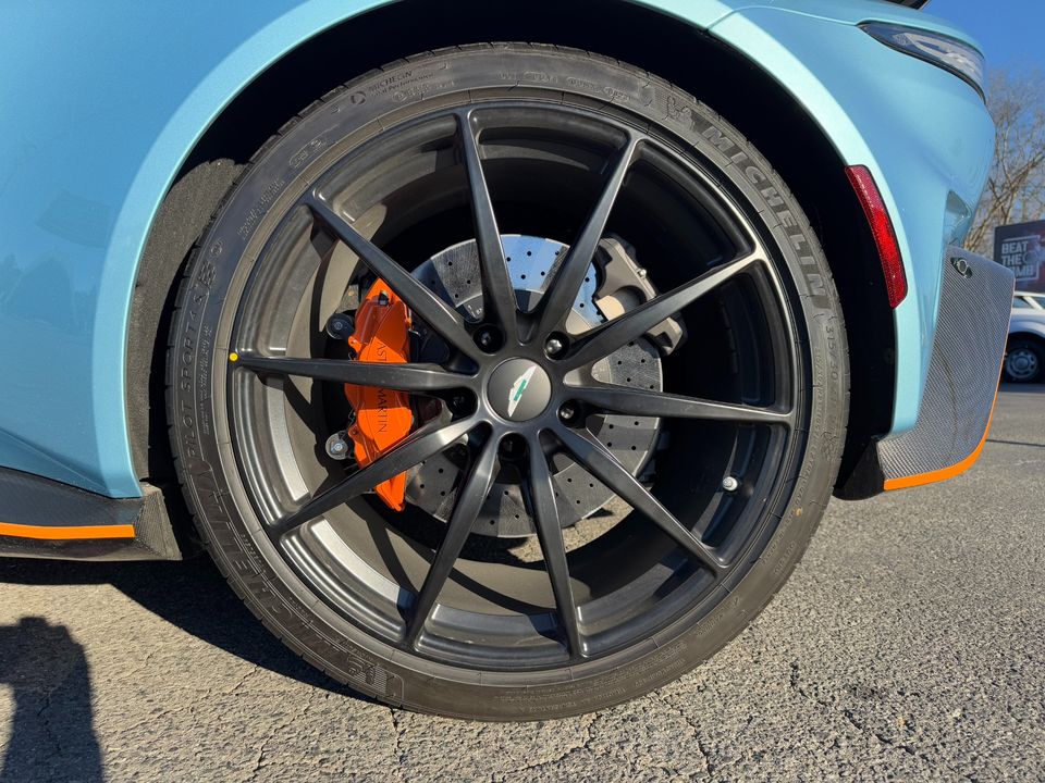 2023 Aston Martin Vantage V12